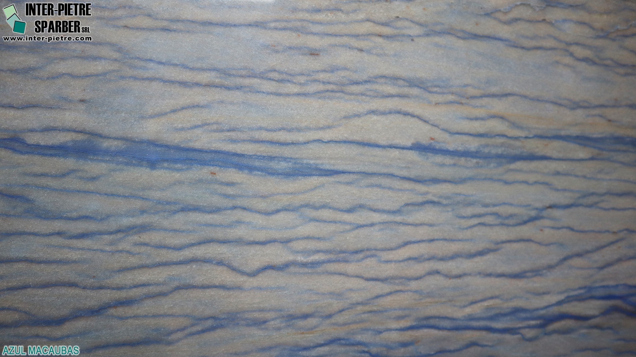 Azul Macaubas