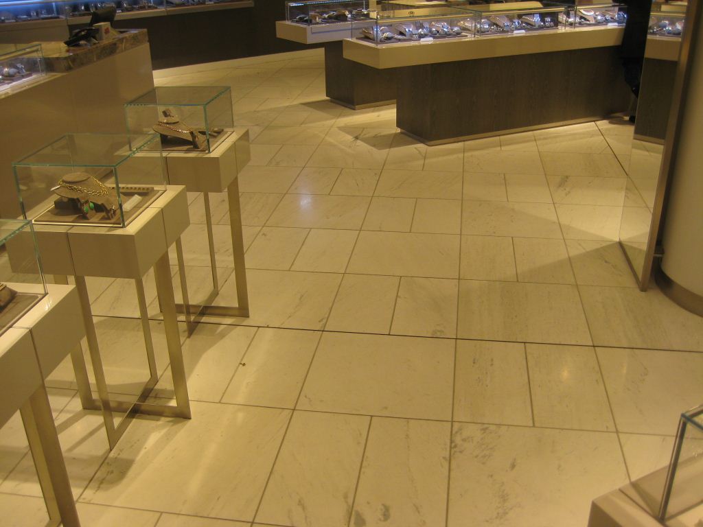 Giada White 3